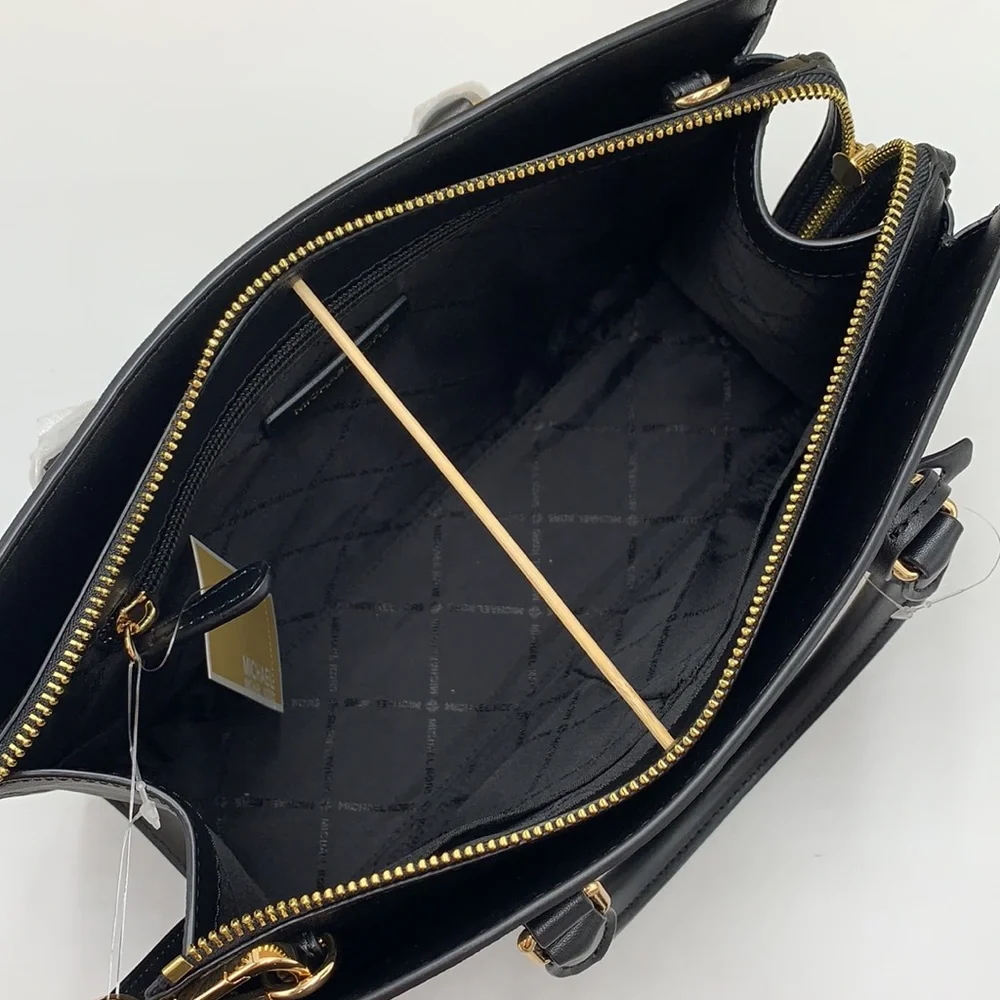 MICHAEL KORS SHEILA MEDIUM CENTER ZIP SATCHEL / CROSSBODY BLACK COLOR